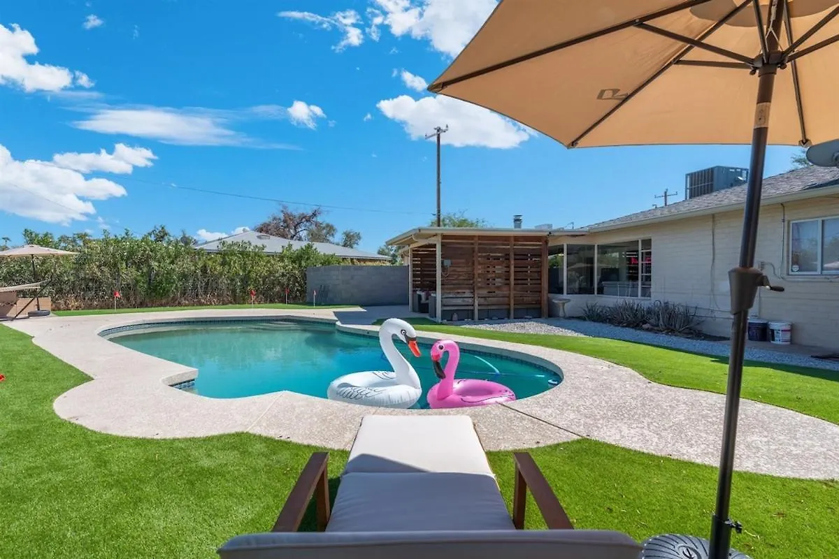 Semesterbostad Pickleball, Sparkling Pool, Mini Putt And Sleeps14 Phoenix